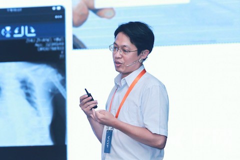 renwu-weijianfeng.jpg